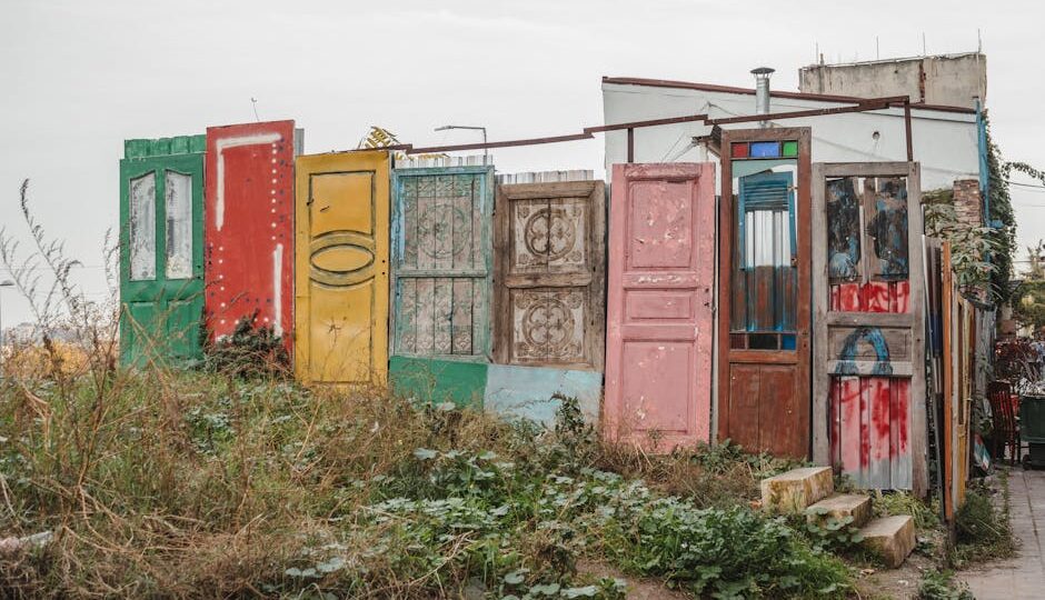2026: Crafting with Architectural Salvage – Breathing New Life into Old Structures