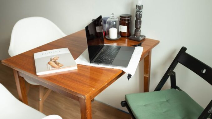 Crafting Tech-Free Zones: Designing Digital Detox Spaces at Home in 2026